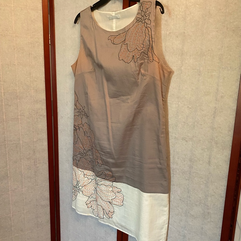 Sweet sleeveless summer dress